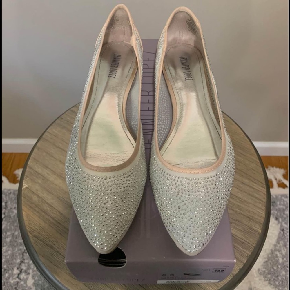 Womens flats
